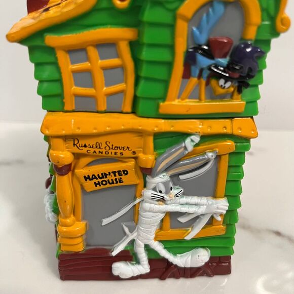Russell Stover Looney Tunes Haunted House Halloween Candy Bank Vintage 1997 - Picture 3 of 11